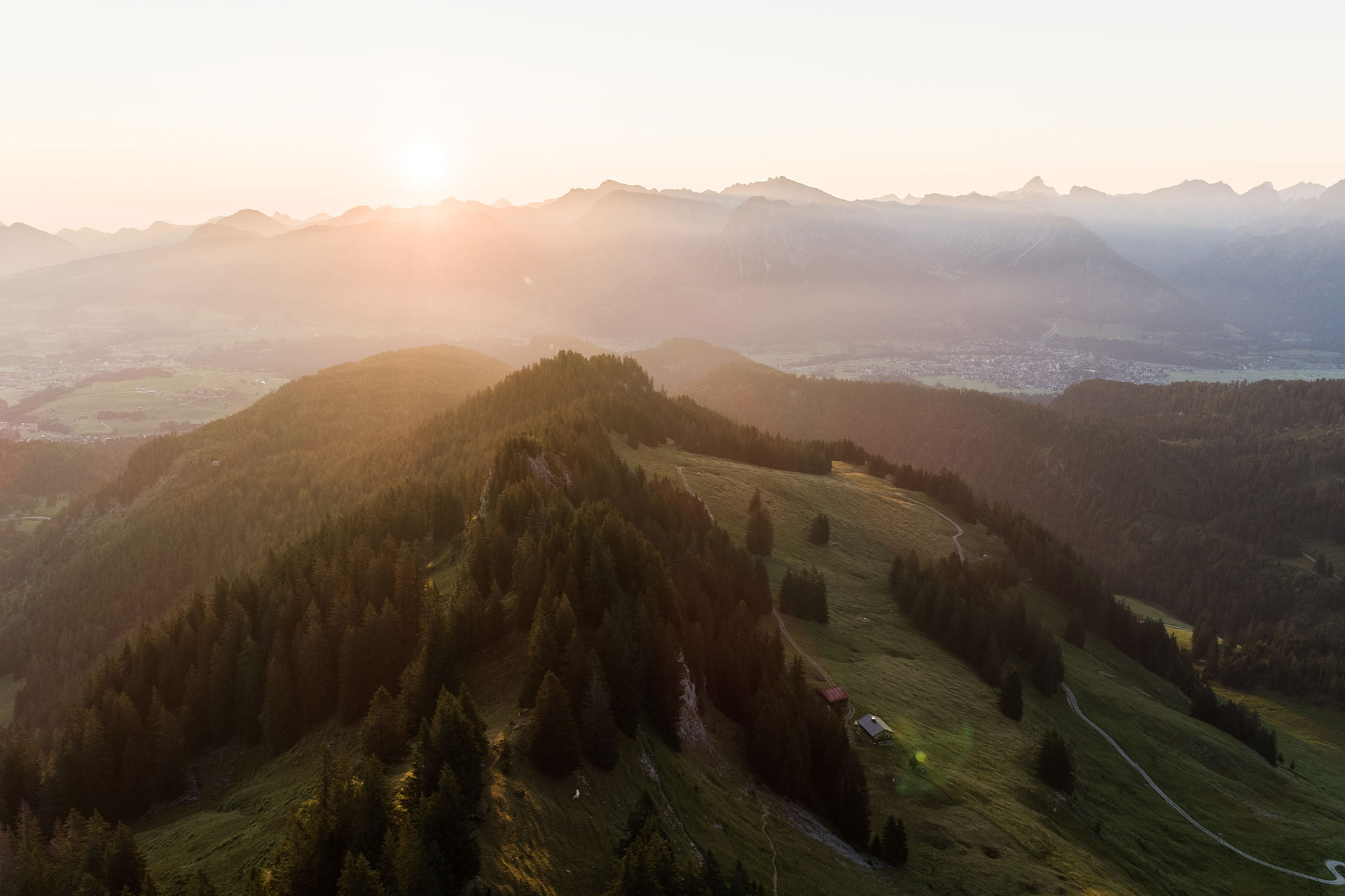 Berg Besler in Obermaiselstein bei Sonnenaufgang
