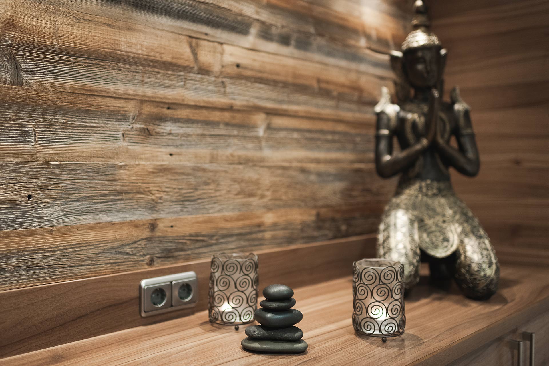 Massage und Anwendung im Alpenspa des Berwangerhofs